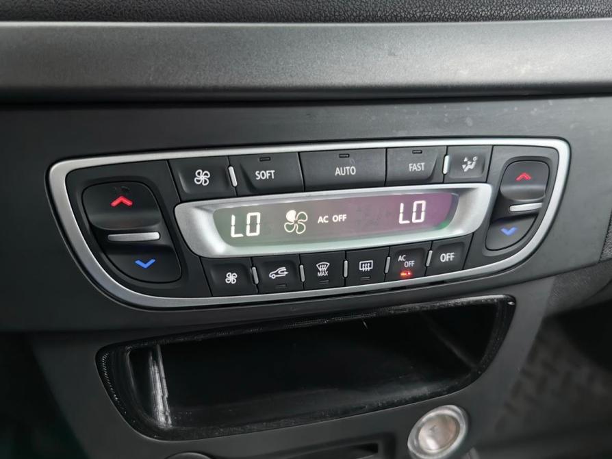 Renault Fluence I Рестайлинг Москва  - изображение 18