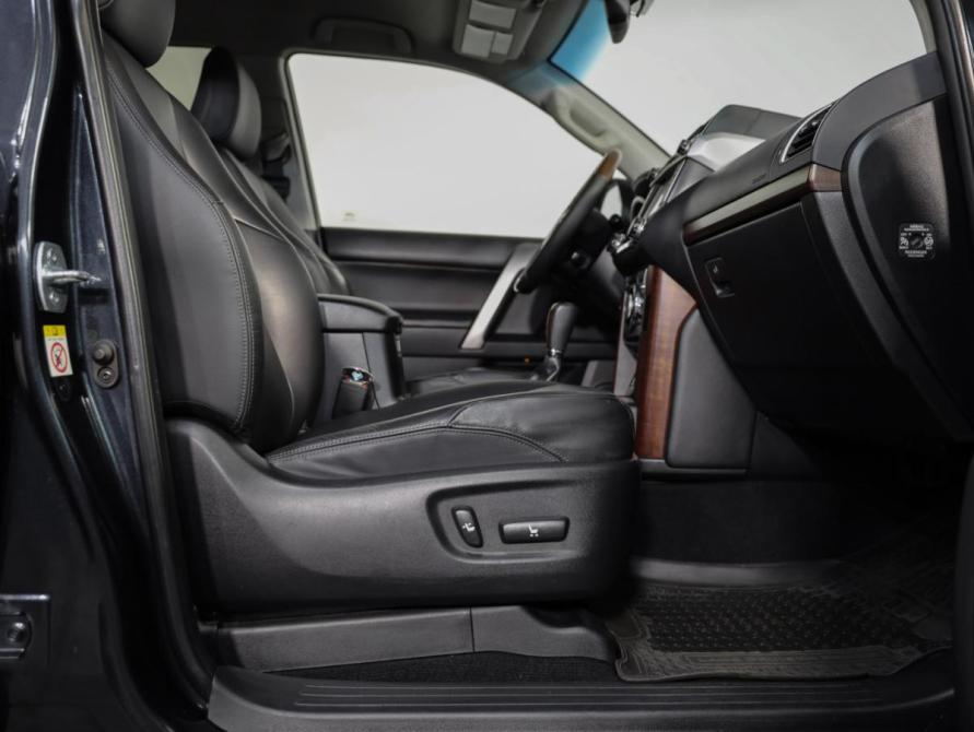 Toyota Land Cruiser Prado 150 Series Рестайлинг 1 Санкт-Петербург  - изображение 23