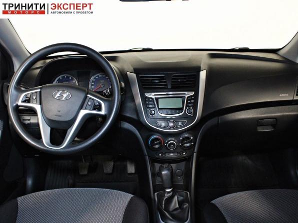 Hyundai Solaris I с пробегом 2013 года, цена 827 000 рублей, 158269 км, хэтчбек, Автокод Объявления