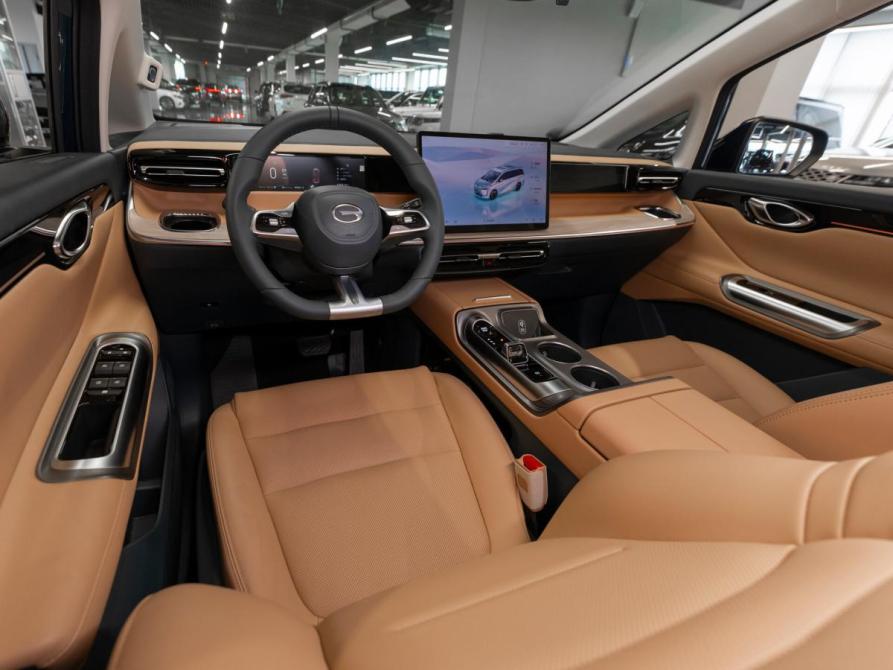 GAC Trumpchi E8 Москва  - изображение 7