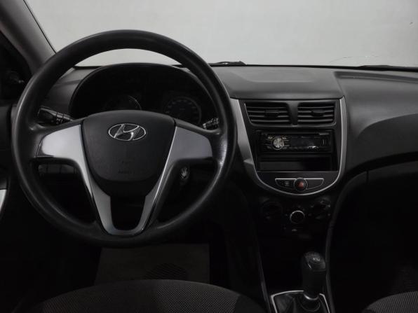Hyundai Solaris I с пробегом 2011 года, цена 670 000 рублей, 109460 км, седан, Автокод Объявления