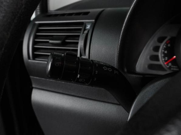 Volkswagen Fox II с пробегом 2009 года, цена 289 000 рублей, 257187 км, хэтчбек, Автокод Объявления