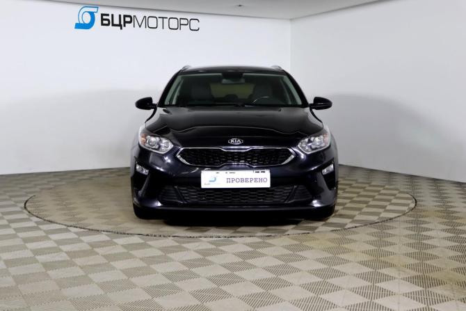 Kia Ceed III Рестайлинг с пробегом 2021 года, цена 2 149 990 рублей, 89761 км, универсал, Автокод Объявления