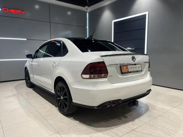 Volkswagen Polo V Рестайлинг с пробегом 2018 года, цена 1 090 000 рублей, 178660 км, седан, Автокод Объявления