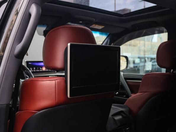 Lexus LX III Рестайлинг 2 с пробегом 2017 года, цена 9 400 000 рублей, 53679 км, внедорожник, Автокод Объявления