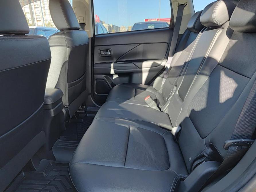 Mitsubishi Outlander III Рестайлинг 2 Йошкар-Ола  - изображение 15