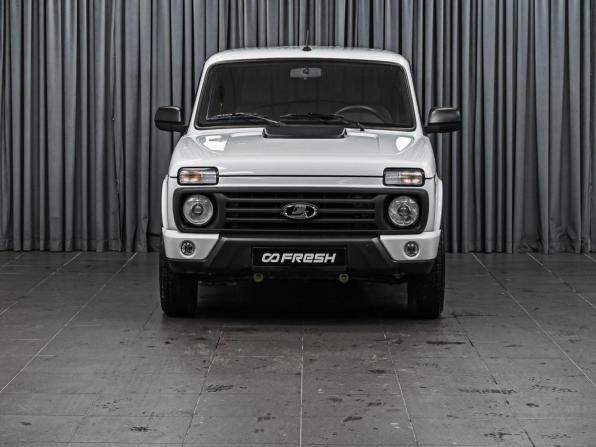 Lada (ВАЗ) Niva Legend I с пробегом 2025 года, цена 949 000 рублей, 5563 км, внедорожник, Автокод Объявления