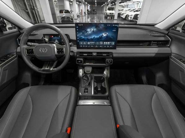 Toyota RAV4 VI (XA60) с пробегом 2026 года, цена 4 300 000 рублей, 26 км, внедорожник, Автокод Объявления