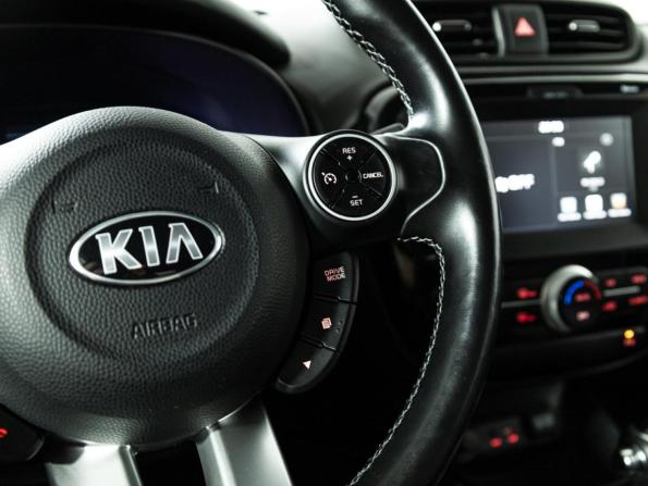 Kia Soul II Рестайлинг с пробегом 2018 года, цена 1 649 700 рублей, 96947 км, хэтчбек, Автокод Объявления