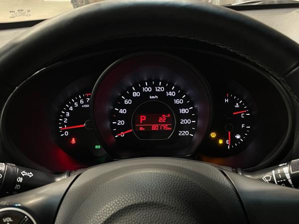 Kia Soul II Рестайлинг с пробегом 2018 года, цена 1 650 000 рублей, 81155 км, хэтчбек, Автокод Объявления