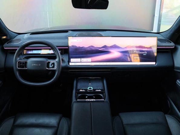 Lynk &amp; Co 900 с пробегом 2025 года, цена 6 900 000 рублей, 28411 км, внедорожник, Автокод Объявления