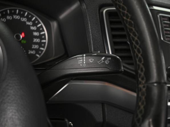 Volkswagen Amarok I Рестайлинг с пробегом 2019 года, цена 3 750 000 рублей, 129290 км, offers.body_type.unknown, Автокод Объявления