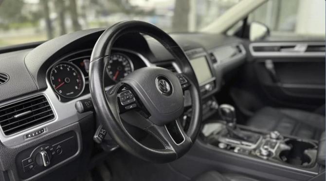 Volkswagen Touareg II Рестайлинг с пробегом 2016 года, цена 2 090 000 рублей, 340247 км, внедорожник, Автокод Объявления