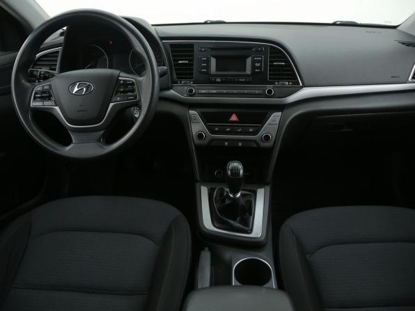 Hyundai Elantra VI (AD) с пробегом 2017 года, цена 1 166 000 рублей, 97500 км, седан, Автокод Объявления