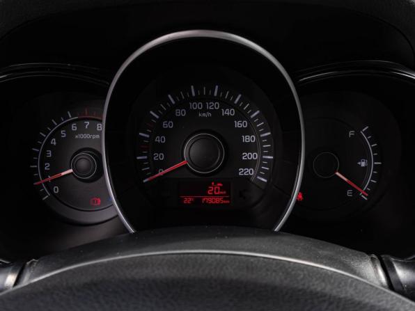 Kia Rio III Рестайлинг с пробегом 2015 года, цена 875 000 рублей, 179085 км, седан, Автокод Объявления