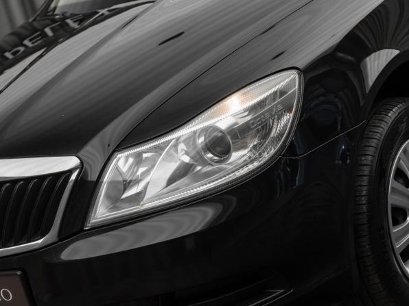 Skoda Octavia II (A5) Рестайлинг с пробегом 2011 года, цена 980 000 рублей, 165141 км, лифтбек, Автокод Объявления