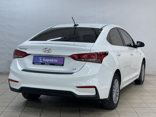 Hyundai Solaris II с пробегом 2017 года, цена 1 299 000 рублей, 130460 км, седан, Автокод Объявления