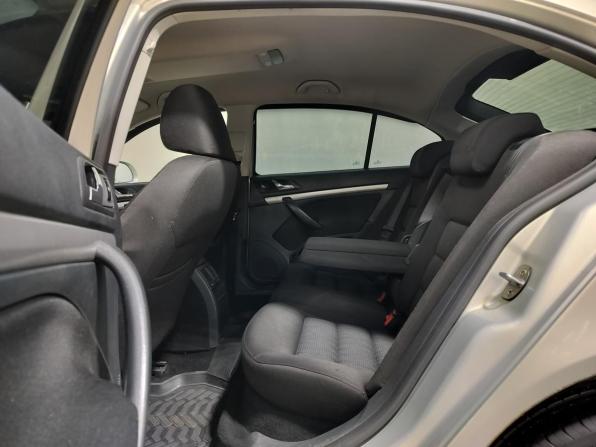 Skoda Octavia II (A5) Рестайлинг с пробегом 2011 года, цена 560 000 рублей, 208374 км, лифтбек, Автокод Объявления