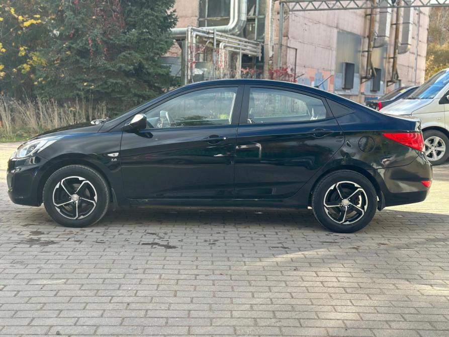 Hyundai Solaris I Великий Новгород  - изображение 4