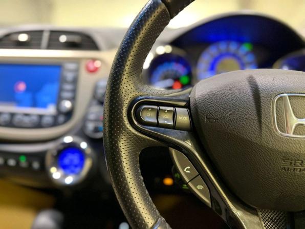 Honda Fit Shuttle I с пробегом 2011 года, цена 873 000 рублей, 72517 км, универсал, Автокод Объявления