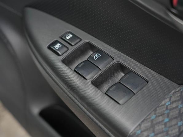Nissan Note I Рестайлинг с пробегом 2011 года, цена 690 000 рублей, 184215 км, хэтчбек, Автокод Объявления