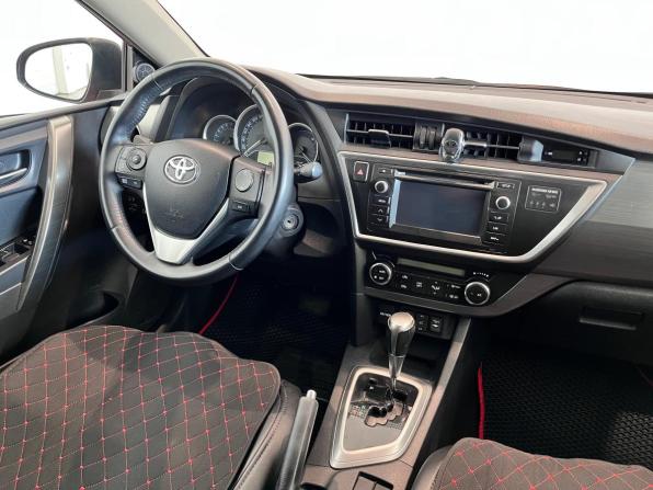 Toyota Auris II с пробегом 2013 года, цена 1 190 000 рублей, 188618 км, хэтчбек, Автокод Объявления