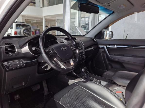 Kia Sorento II Рестайлинг с пробегом 2019 года, цена 2 399 000 рублей, 75713 км, внедорожник, Автокод Объявления