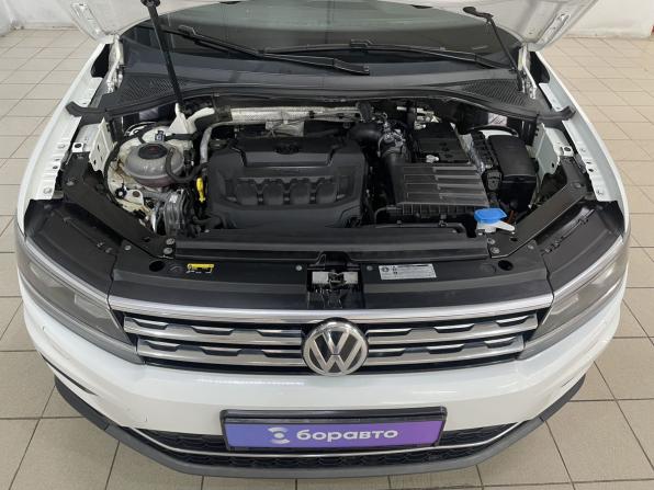 Volkswagen Tiguan II с пробегом 2018 года, цена 2 149 000 рублей, 221876 км, внедорожник, Автокод Объявления