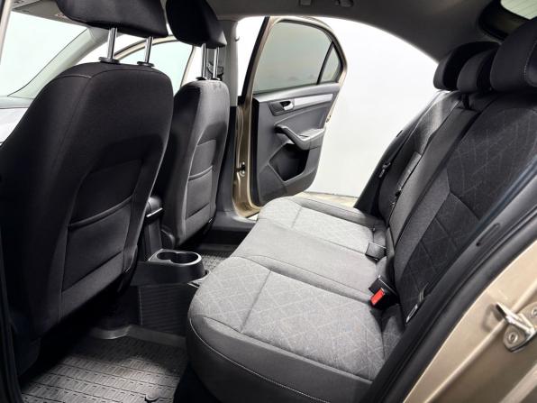 Volkswagen Polo VI с пробегом 2021 года, цена 1 699 000 рублей, 61090 км, лифтбек, Автокод Объявления
