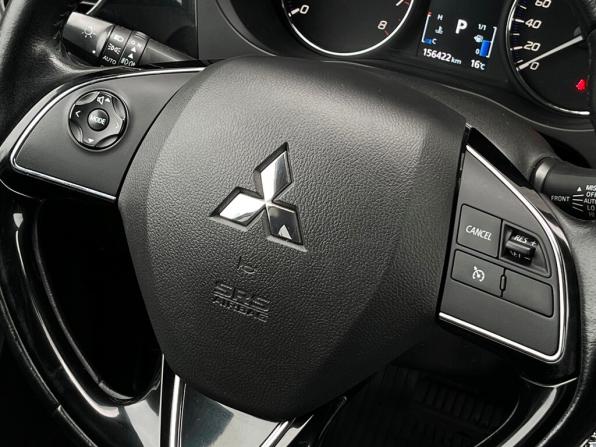 Mitsubishi Outlander III Рестайлинг 2 с пробегом 2017 года, цена 1 820 700 рублей, 156422 км, внедорожник, Автокод Объявления