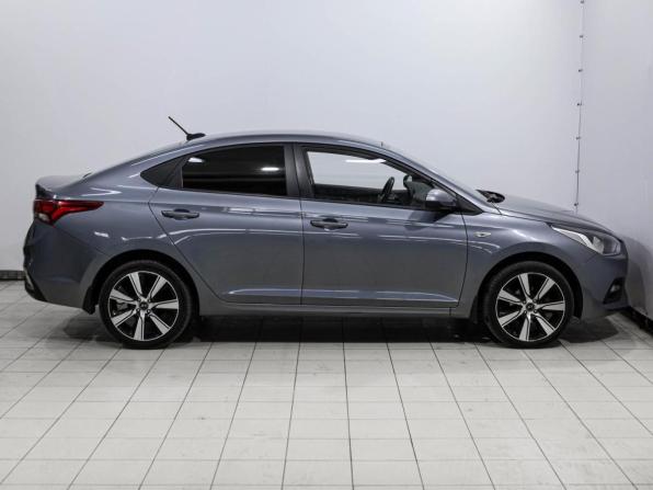 Hyundai Solaris II с пробегом 2018 года, цена 1 439 000 рублей, 83173 км, седан, Автокод Объявления