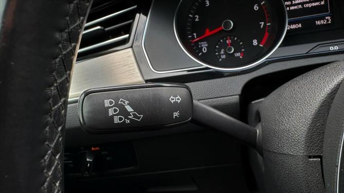 Volkswagen Passat B8 с пробегом 2017 года, цена 2 110 000 рублей, 124764 км, седан, Автокод Объявления