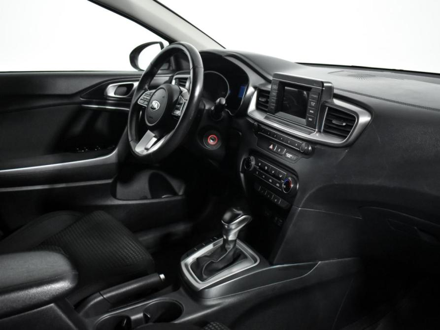 Kia Ceed III Санкт-Петербург  - изображение 14