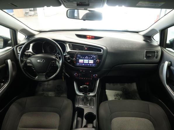 Kia Ceed II Рестайлинг с пробегом 2017 года, цена 997 000 рублей, 191026 км, универсал, Автокод Объявления