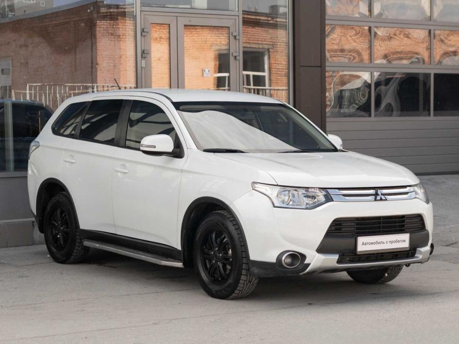 Mitsubishi Outlander III Рестайлинг Новосибирск  - изображение 3