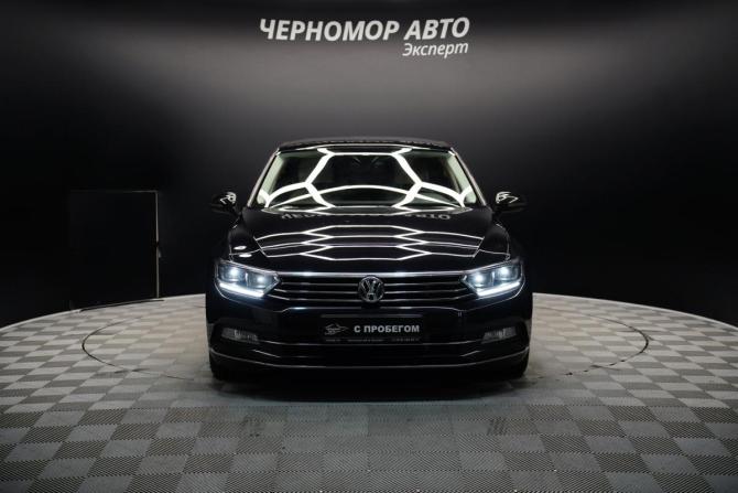 Volkswagen Passat B8 с пробегом 2019 года, цена 2 590 000 рублей, 144000 км, седан, Автокод Объявления