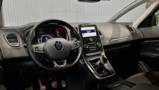 Renault Scenic IV с пробегом 2018 года, цена 1 580 000 рублей, 156598 км, минивэн, Автокод Объявления
