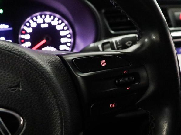 Kia Rio IV с пробегом 2017 года, цена 1 299 000 рублей, 172319 км, седан, Автокод Объявления