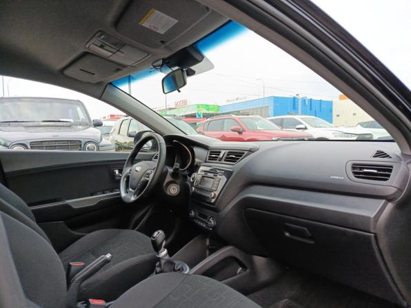 Kia Rio III Рестайлинг с пробегом 2015 года, цена 1 275 000 рублей, 133229 км, седан, Автокод Объявления