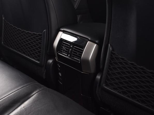 Toyota Land Cruiser Prado 150 Series Рестайлинг 2 с пробегом 2018 года, цена 3 899 995 рублей, 167328 км, внедорожник, Автокод Объявления