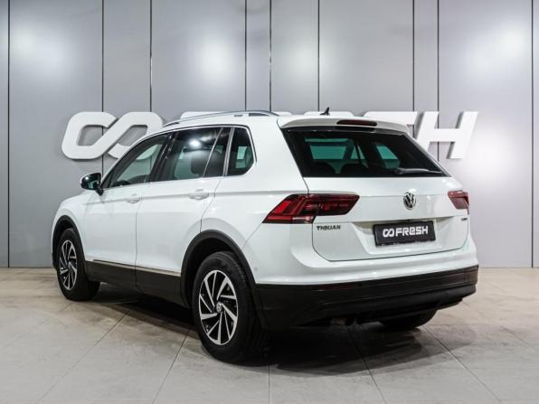 Volkswagen Tiguan II с пробегом 2018 года, цена 2 999 000 рублей, 79972 км, внедорожник, Автокод Объявления