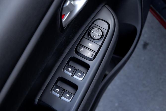 Kia Rio IV Рестайлинг с пробегом 2021 года, цена 1 449 000 рублей, 177324 км, седан, Автокод Объявления