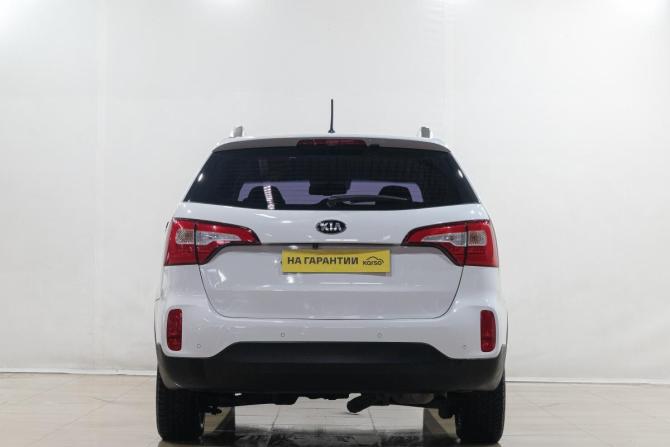 Kia Sorento II Рестайлинг с пробегом 2014 года, цена 1 799 000 рублей, 147000 км, внедорожник, Автокод Объявления