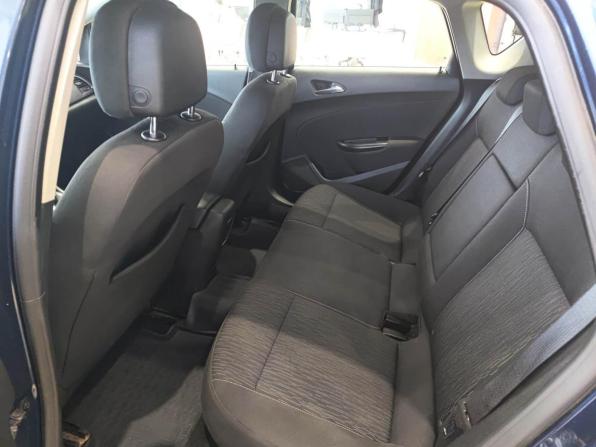Opel Astra J с пробегом 2011 года, цена 550 000 рублей, 153370 км, хэтчбек, Автокод Объявления