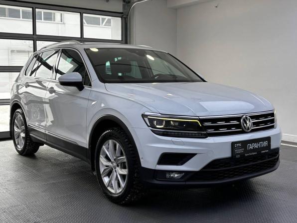 Volkswagen Tiguan II с пробегом 2019 года, цена 2 499 000 рублей, 161051 км, внедорожник, Автокод Объявления