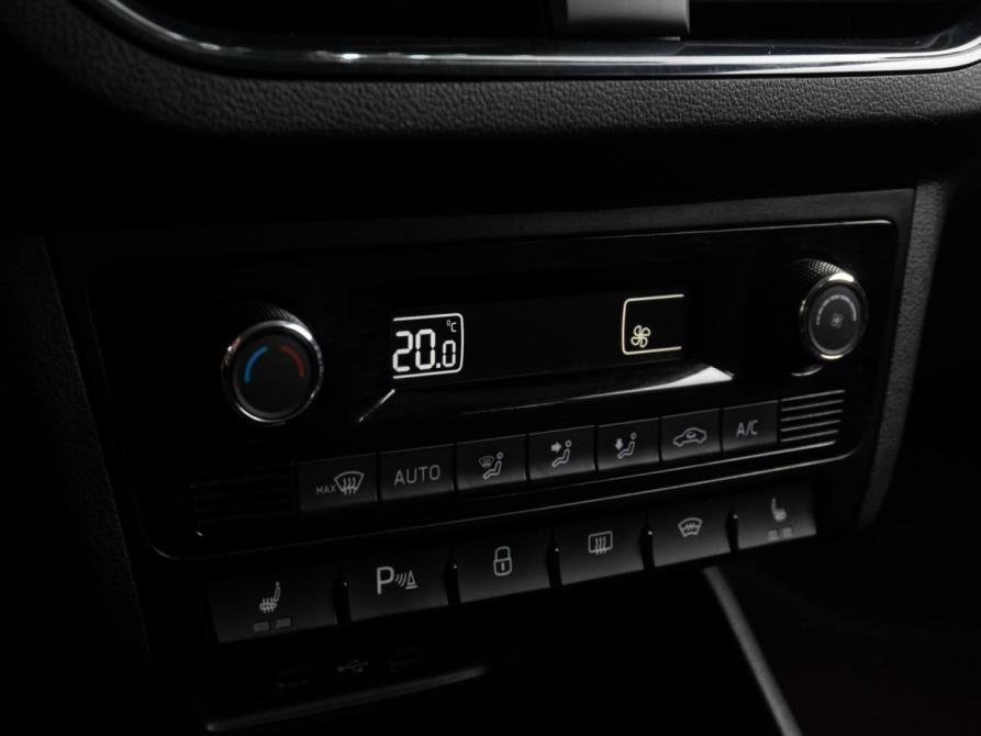 Volkswagen Polo V Рестайлинг Тюмень  - изображение 12