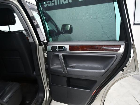 Volkswagen Touareg I с пробегом 2005 года, цена 880 000 рублей, 213748 км, внедорожник, Автокод Объявления
