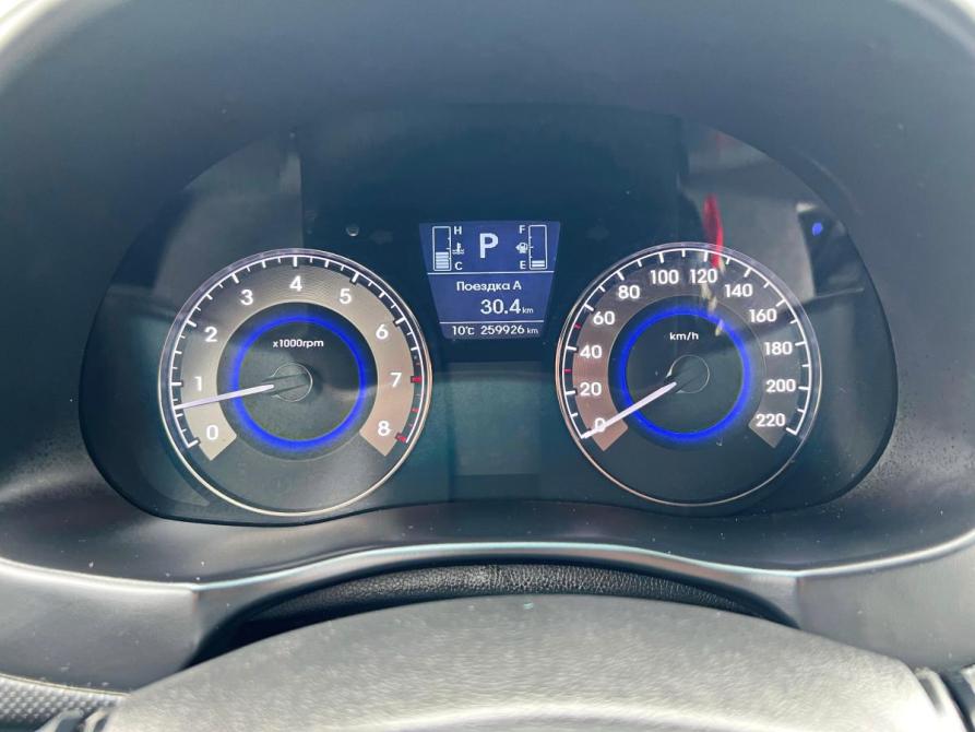 Hyundai Solaris I Рестайлинг Стерлитамак  - изображение 17