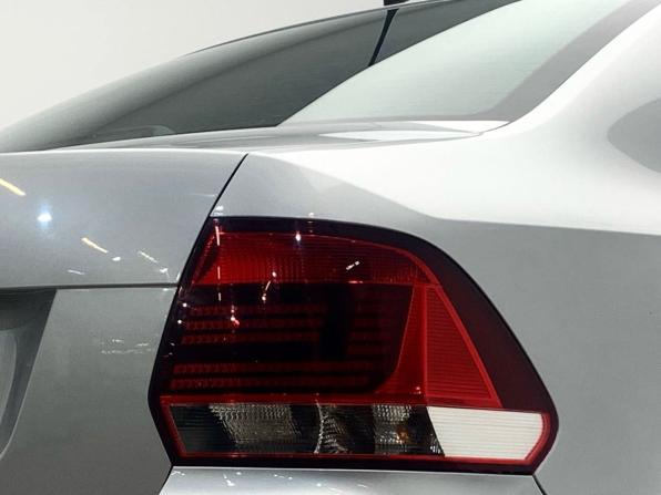 Volkswagen Polo V Рестайлинг с пробегом 2015 года, цена 949 000 рублей, 81938 км, седан, Автокод Объявления