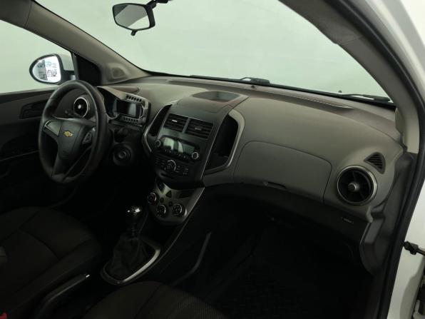 Chevrolet Aveo II с пробегом 2014 года, цена 674 000 рублей, 116981 км, седан, Автокод Объявления